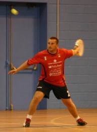 Joueur de tambourin en salle
